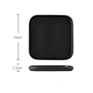 Assiette en porcelaine noire mate, huit formats — Art de la table