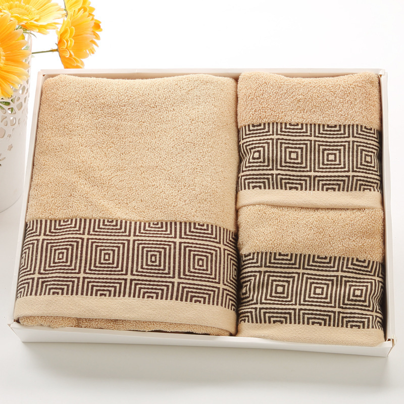 Parure de bain 3 pièces en coton, motifs tissés — Linge de maison Parure de bain 3 pièces en coton, motifs tissés — Linge de maison