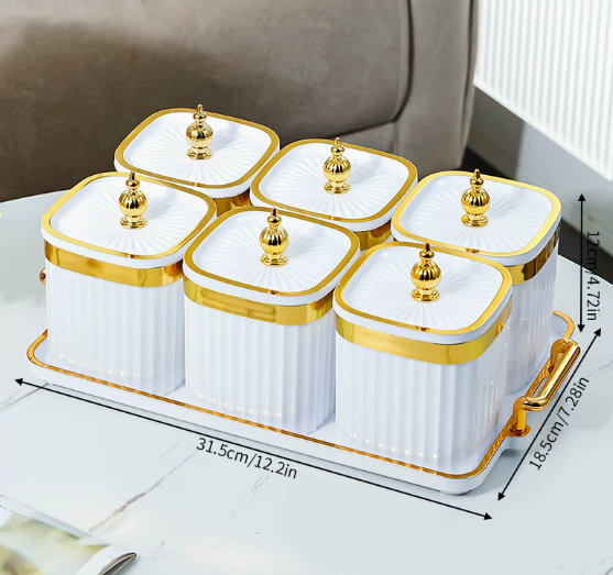 Set de 4 pots à épices hermétiques, couvercle doseur — Cuisine