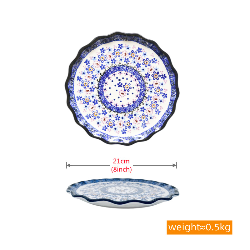 Assiette en porcelaine peinte sous glaçure, 21,5 cm — Art de la table Assiette en porcelaine peinte sous glaçure, 21,5 cm — Art de la table