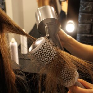 Brushing ou coiffage à domicile